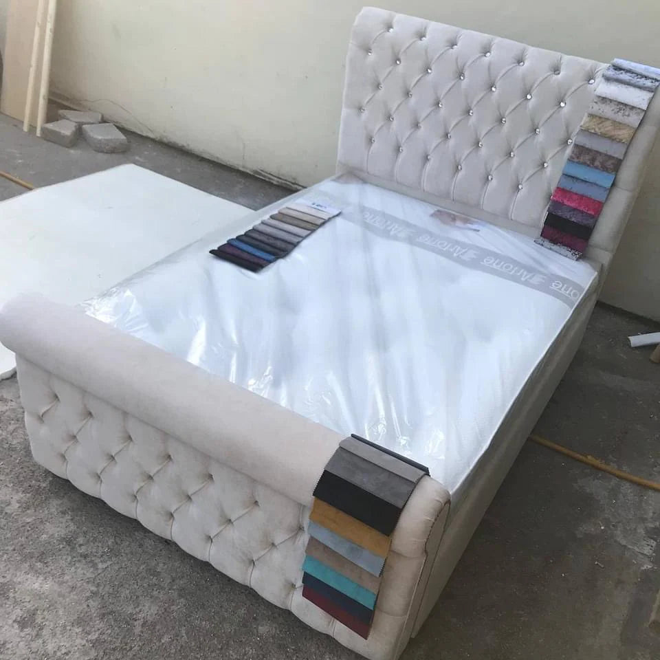 Chesterfield Sranto Bed