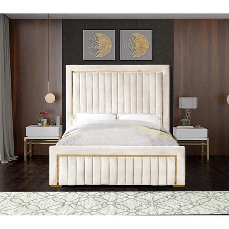 Lyon Bed
