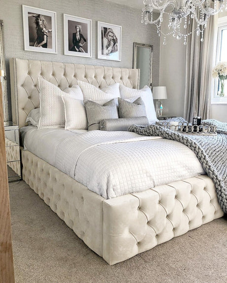Mount Chesterfield Bed