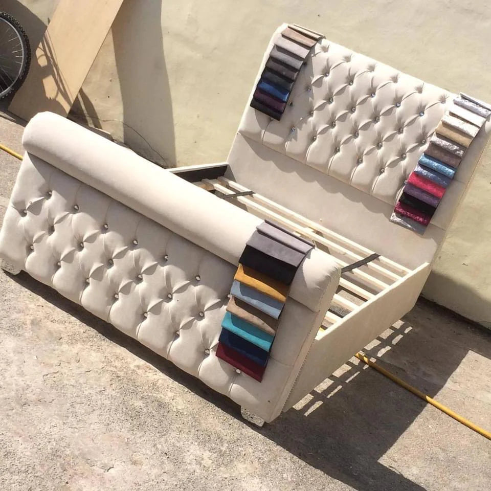 Chesterfield Sranto Bed