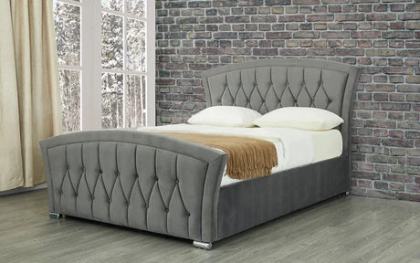 Yormen Chesterfield Bed