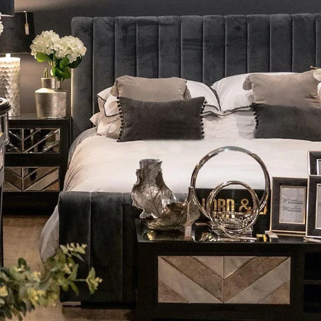 Bespoke Line Bed