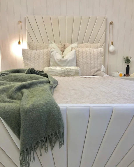 Pebble luxury panel Bed