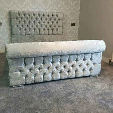 Chesterfield Sranto Bed